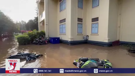 Mưa lũ đe dọa nhiều địa phương Thái Lan