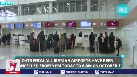 Iran mở lại không phận