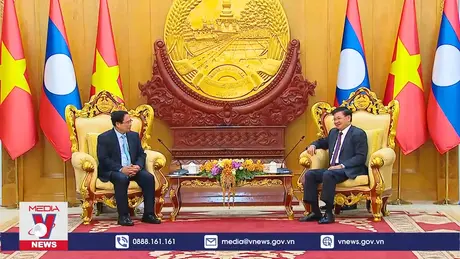 Thủ tướng hội kiến Tổng Bí thư, Chủ tịch nước Lào