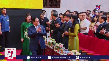 Biểu dương điển hình tiên tiến và công dân Thủ đô ưu tú