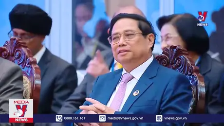 Thủ tướng dự các phiên đối thoại ASEAN