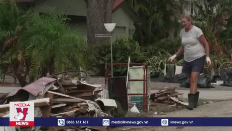 Bang Florida (Mỹ) chật vật phục hồi sau bão Milton