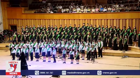 300 trẻ có hoàn cảnh khó khăn được thưởng thức hòa nhạc hợp xướng