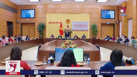Gặp mặt nữ đại biểu Quốc hội chuyên trách