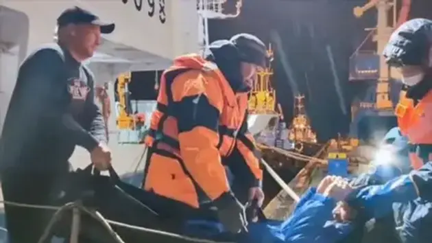 Người đàn ông may mắn sống sót sau 67 ngày lênh đênh trên biển