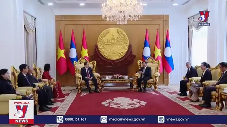 Chủ tịch Quốc hội hội kiến Tổng Bí thư, Chủ tịch nước Lào