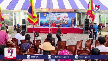 Tái hiện Lễ khao lề thế lính Hoàng Sa