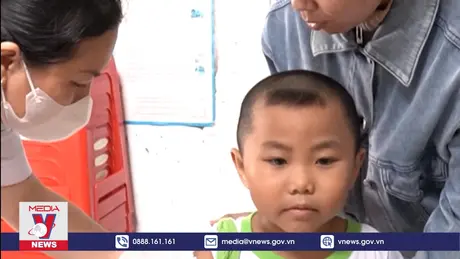 Cà Mau triển khai chiến dịch tiêm vaccine phòng bệnh sởi - rubella