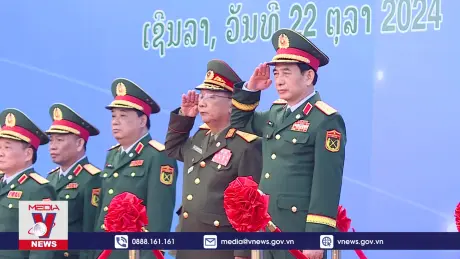 Giao lưu hữu nghị quốc phòng biên giới Việt Nam - Lào