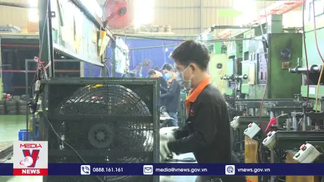 Đơn hàng tăng, doanh nghiệp xuất khẩu vừa mừng vừa lo