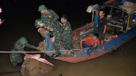 Xử lý an toàn quả bom tấn trên địa bàn quận Long Biên