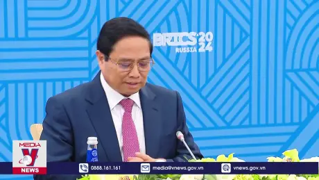 Thủ tướng Phạm Minh Chính gặp Tổng thống Uzbekistan