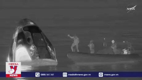 4 phi hành gia mắc kẹt trên ISS trở về Trái Đất