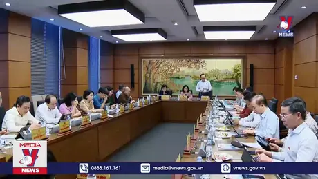 Quốc hội thảo luận các vấn đề kế hoạch phát triển kinh tế - xã hội