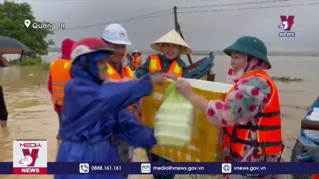 Quảng Trị gấp rút hỗ trợ người dân vùng ngập lụt