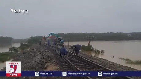 Khẩn trương khắc phục sạt lở đường sắt ở Quảng Trị