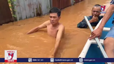 Đảm bảo an toàn hàng trăm hộ dân bị cô lập do lũ ở Đồng Nai