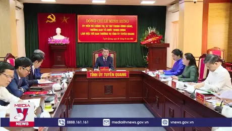 Đồng chí Lê Minh Hưng làm việc với Ban Thường vụ Tỉnh ủy Tuyên Quang