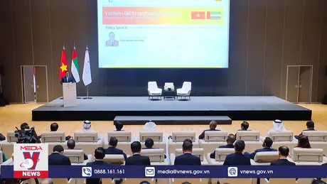 Thủ tướng phát biểu tại Học viện Anwar Gargash UAE