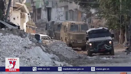 Quân đội Israel xâm nhập sâu miền Nam Liban