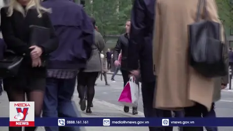 Anh tăng lương tối thiểu cho người lao động