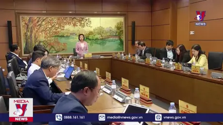 Đẩy mạnh phân cấp, phân quyền trong lĩnh vực quy hoạch, đầu tư, đấu thầu