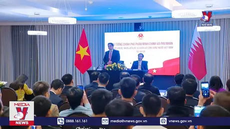 Thủ tướng Phạm Minh Chính gặp gỡ kiều bào tại Qatar