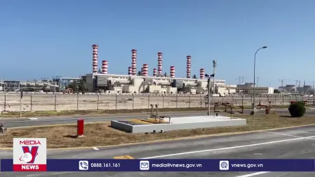 Thủ tướng thăm Khu công nghiệp Ras Laffan, Qatar