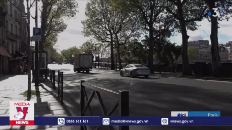 Pháp hạn chế giao thông ở thủ đô Paris