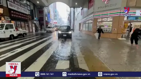 Nhật Bản sơ tán người dân do nguy cơ lũ lụt