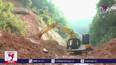 Quảng Bình khẩn trương khắc phục, thông các tuyến Quốc lộ sau lũ