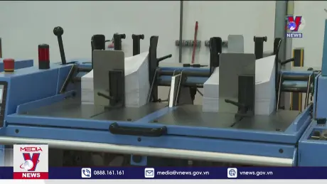 Số hóa nền kinh tế để vượt lên