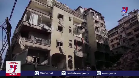 Israel tấn công hạ tầng nhân đạo ở biên giới Liban - Syria