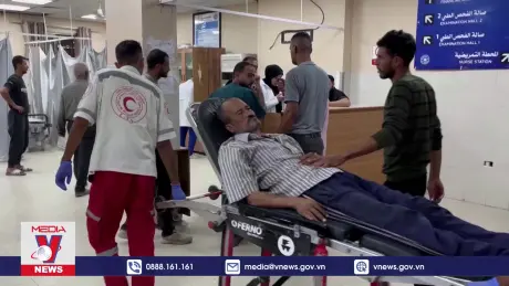 Sơ tán hàng trăm bệnh nhân khỏi Gaza
