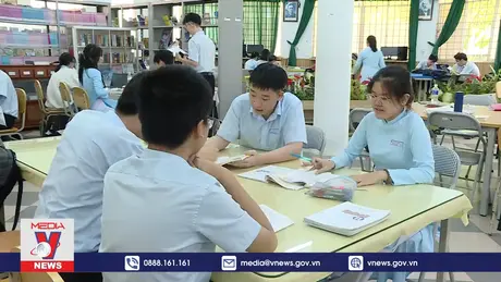 Phát triển đảng viên trong học sinh