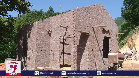 Những ngôi nhà mới bình yên tại địa bàn cơ sở