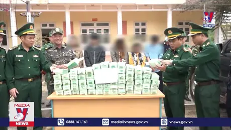 Nghệ An triệt phá đường dây vận chuyển 70 kg ma tuý tổng hợp