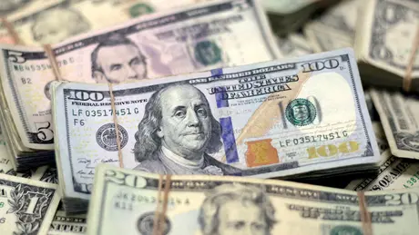 Căng thẳng bầu cử Mỹ đẩy USD lên đỉnh cao mới