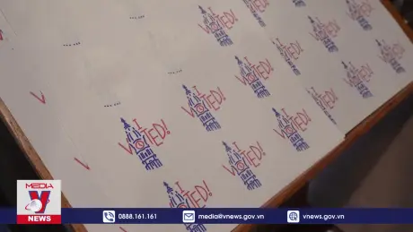 Ông Donald Trump tạm dẫn trước bà Kamala Harris