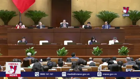 Kiểm soát chặt chẽ mối nguy hiểm từ thuốc lá điện tử, thuốc lá nung nóng