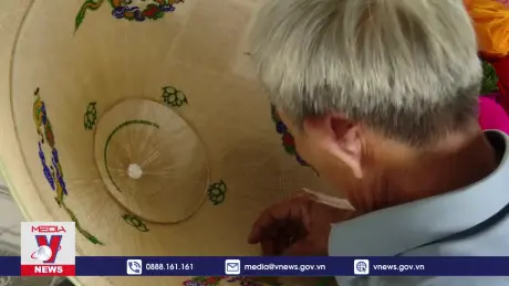 Để nghề chằm nón ngựa Phú Gia phát triển bền vững trong “dòng chảy” văn hóa dân tộc