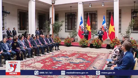 Chủ tịch nước Lương Cường và Tổng thống Gabriel Boric gặp gỡ báo chí