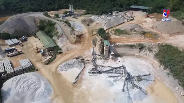 Hộp thư VNews: Dừng hay tiếp tục khai thác đá ở Khu du lịch Mai Châu?