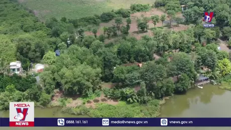 Công trình san lấp lòng hồ trái phép vẫn ngang nhiên tồn tại