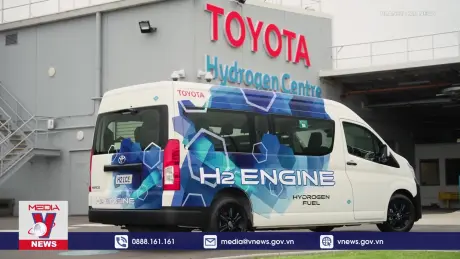 Toyota thử nghiệm xe lai hydro - điện vào năm sau