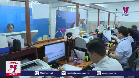 Bản tin thời sự 13h ngày 18/11/2024