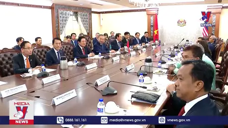 Tổng Bí thư hội kiến Chủ tịch Thượng viện Malaysia 