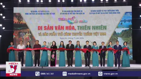 Khai mạc Triển lãm sắc màu di sản văn hóa, thiên nhiên