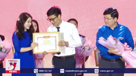 Tuyên dương cán bộ công chức viên chức trẻ giỏi Thủ đô