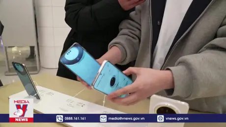 Huawei ra mắt smartphone dùng hệ điều hành riêng